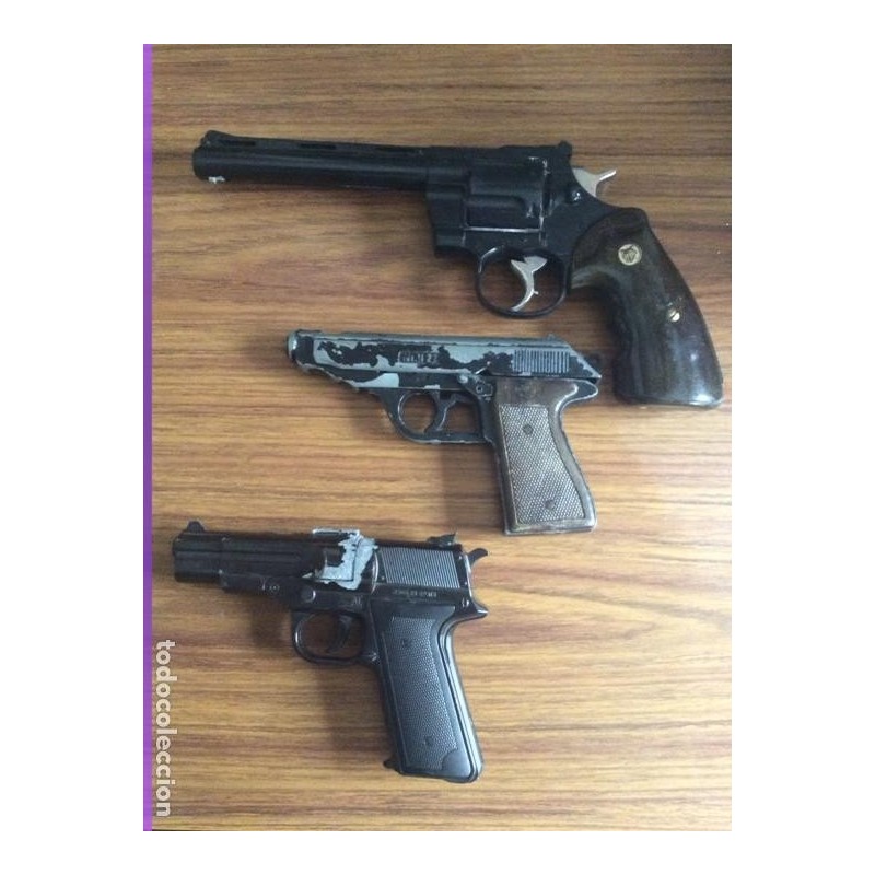 LOTE 3 PISTOLAS JUGUETE.