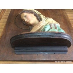 VIRGEN MARIA-TALLA SOBRE MADERA-CON LUZ.