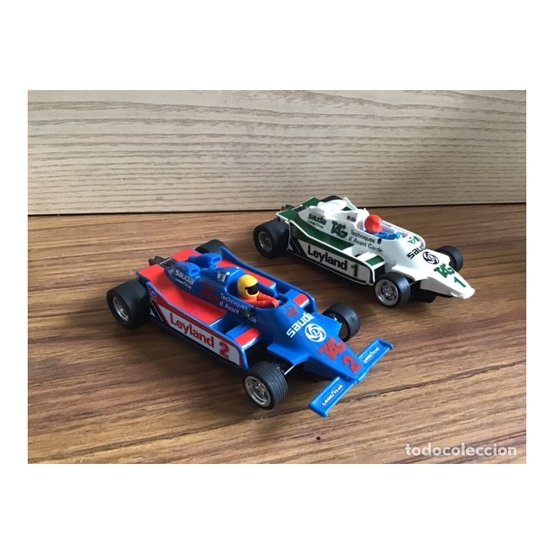 SCALEXTRIC-EXIN-2 COCHES LEYLAND FW 07 BLANCO Y AZUL-REF.4068-MADE IN SPAIN-ORIGINALES DE EPOCA.