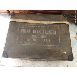 THE POLAR BEAR LAUNDRY-CECIL ROAD- THE HYDE N.W.9-BOX-CAJA BAUL.