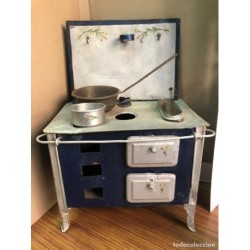 COCINA DE JUGUETE HOJALATA.