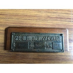 SEE .BERUFSGENOSSESNCHAFT-PLACA-SEGURO DE ACCIDENTES OBLIGATORIO PARA EMPLEADOS INDUSTRIA MARÍTIMA
