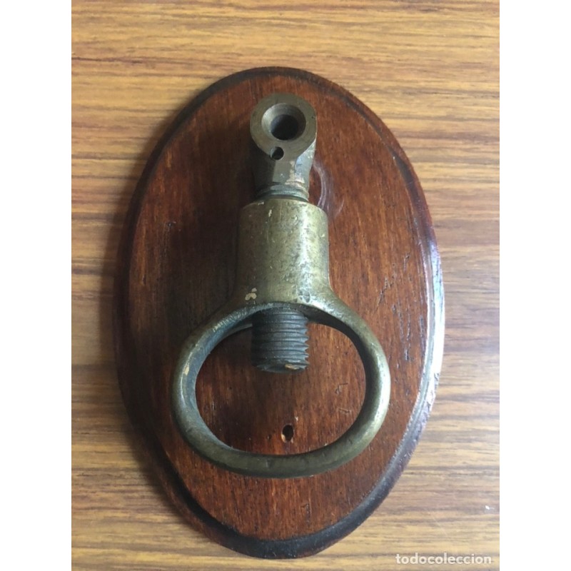 ANTIGUO CIERRE TORNILLO ESCOTILLA DE BARCO