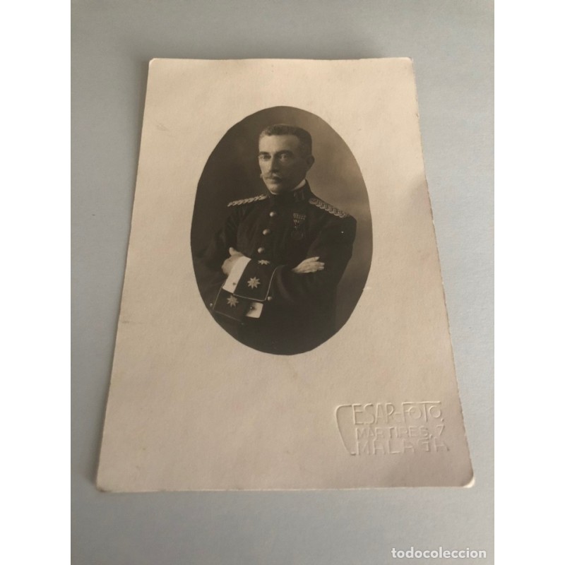 MILITARIA-FOTO POSTAL DE TENIENTE CORONEL-SIGLO 18-CONDECORADO-ANAGRAMA CESAR FOTO-MALAGA.