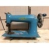 UREK -MINI MAQUINA DE COSER ANTIGUA-UNICA.