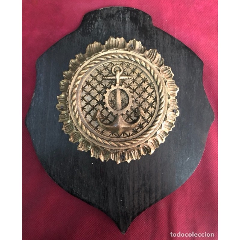 METOPA NAVAL.BRONCE SOBRE MADERA. METOPA NAVAL.BRONCE SOBRE MADERA.