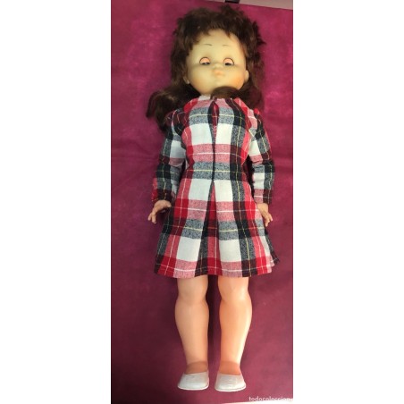 MUÑECA JESMAR.