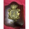 METOPA ESCUDO RIVEIRA-RIBEIRA-BRONCE SOBRE MADERA.