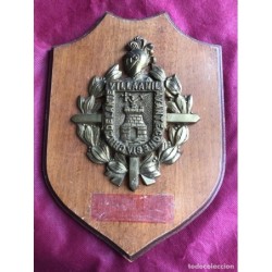 METOPA VILLAMIL-ESCUDO HERALDICO VILLAMIL -AVANTE CON ESTA CRUZ DELANTE.