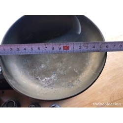 BALANZA DE EPOCA -2 PLATOS Y 5 PESAS-HASTA 3KG-MARCA SIMPLEY-FUNCIONA.