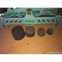 BALANZA DE EPOCA -2 PLATOS Y 4 PESAS-HASTA 15KG-MARCA VL-FUNCIONA.