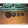 BALANZA DE EPOCA -2 PLATOS Y 4 PESAS-HASTA 15KG-MARCA VL-FUNCIONA.
