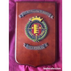 METOPA CON EL ESCUDO DE VALLADOLID ESMALTADO-FERIA INTERNACIONAL DE MUESTRAS