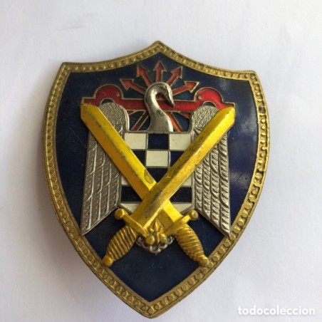 Insignia SEU Sindicato Español Universitario Frente de Juventudes Régimen Franco Falange. Esmaltada.