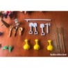 PLAYMOBIL-LOTE DE 14 PERSONAJES DESDE 1974 Y 34 ACCESORIOS.