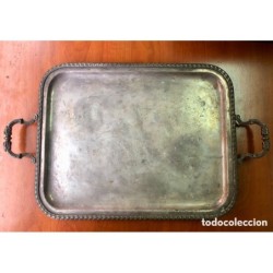 BANDEJA DE PLATA.