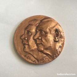 JOSE Y AMPARO ITURBI-CIEN AÑOS DESPUES-PALAU DE LA MUSICA I CONGRESSOS DE VALENCIA-MEDALLA-AÑO 1995