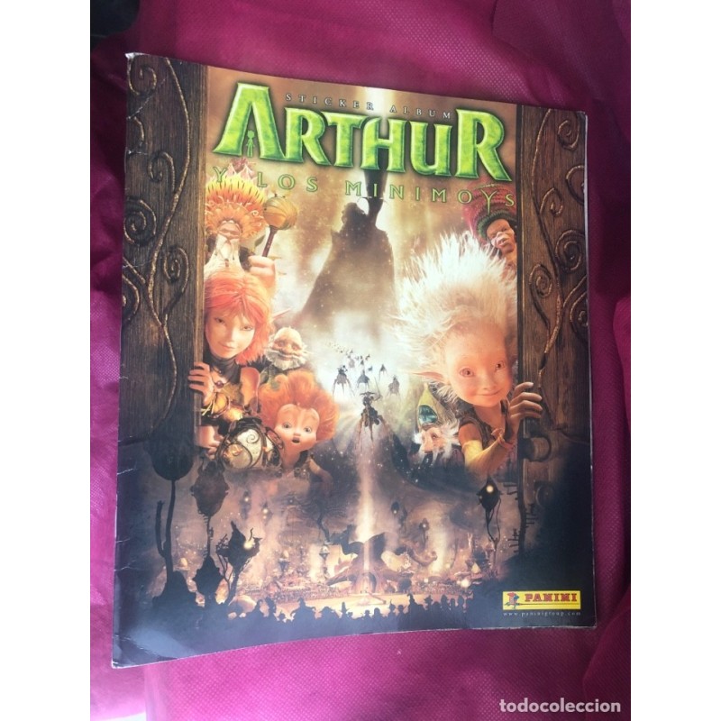 ALBUM CROMOS ARTHUR Y LOS MINIMOYS- COMPLETO CON POSTER CENTRAL-EDITORIAL PANINI-AÑO 2006.