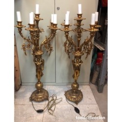 BRONCES ARTISTICOS-PAREJA DE CANDELABROS 6 BRAZOS.
