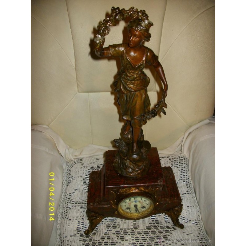 RELOJ ANTIGUO FRANCES CON ESCULTURA Y MARMOL RELOJ ANTIGUO FRANCES CON ESCULTURA Y MARMOL
