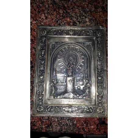 VIRGEN DEL PILAR. PLACA PLATEADA.
