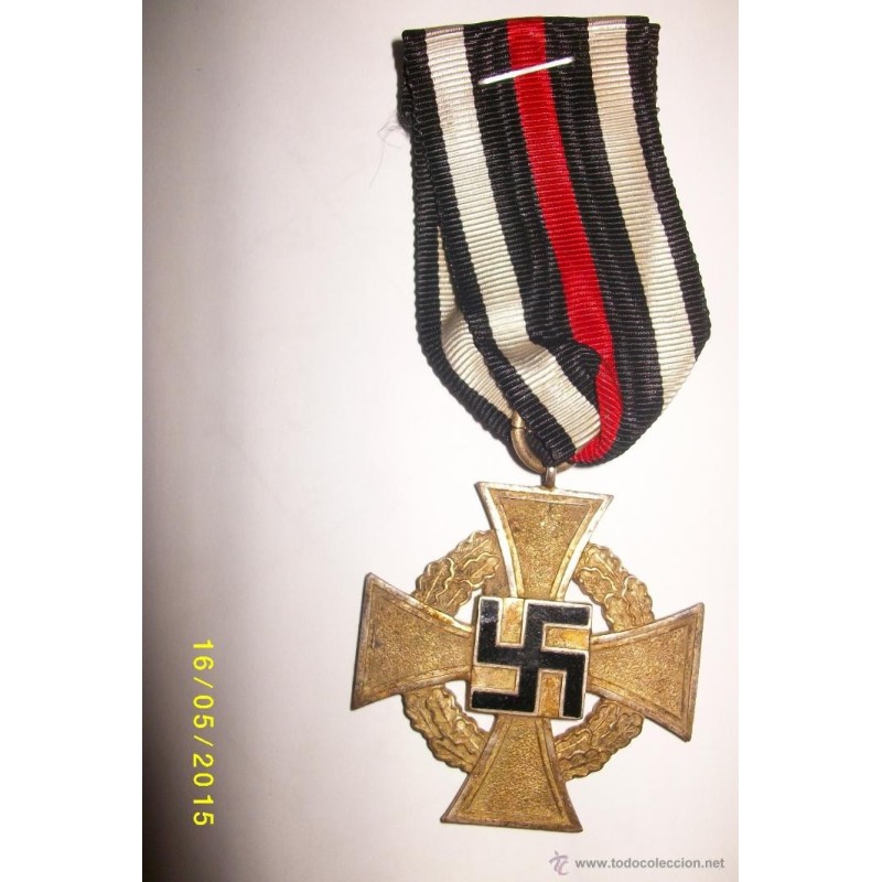 FÜR TREUE DIENSTE III REICH -MEDALLA CONMEMORATIVA-COMMEMORATIVE MEDAL. FÜR TREUE DIENSTE III REICH -MEDALLA CONMEMORATIVA-COMMEMORATIVE MEDAL.