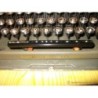 TRIUMPH NORM6.MAQUINA DE ESCRIBIR CON SU CAJA METALICA.