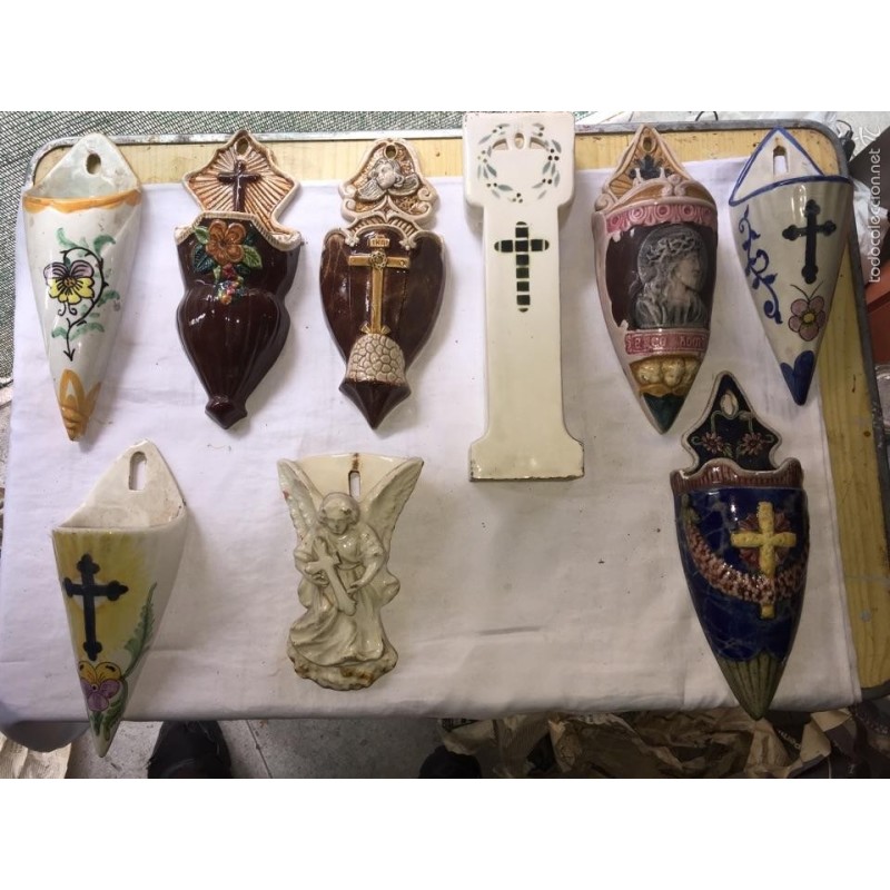 ARTESANÍA. CERÁMICA MANISERA DEL SIGLO PASADO EXCLUSIVOS HECHO A MANO. COLECCIÓN FLOREROS.