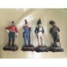 4 FIGURAS SOLDADOS.