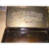 CAJA METALICA. FABRICA DE DULCES FRANCISCO MORENO MORENO. CALAHORRA. CON SU ETIQUETA DE PRECIO.