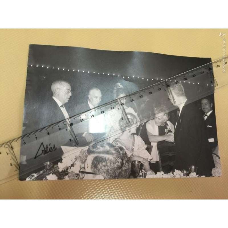 FALLAS -DUQUESA DE ALBA. ALCALDE DE VALENCIA Y OTRAS PERSONALIDADES. AÑO 1964. FOTO.