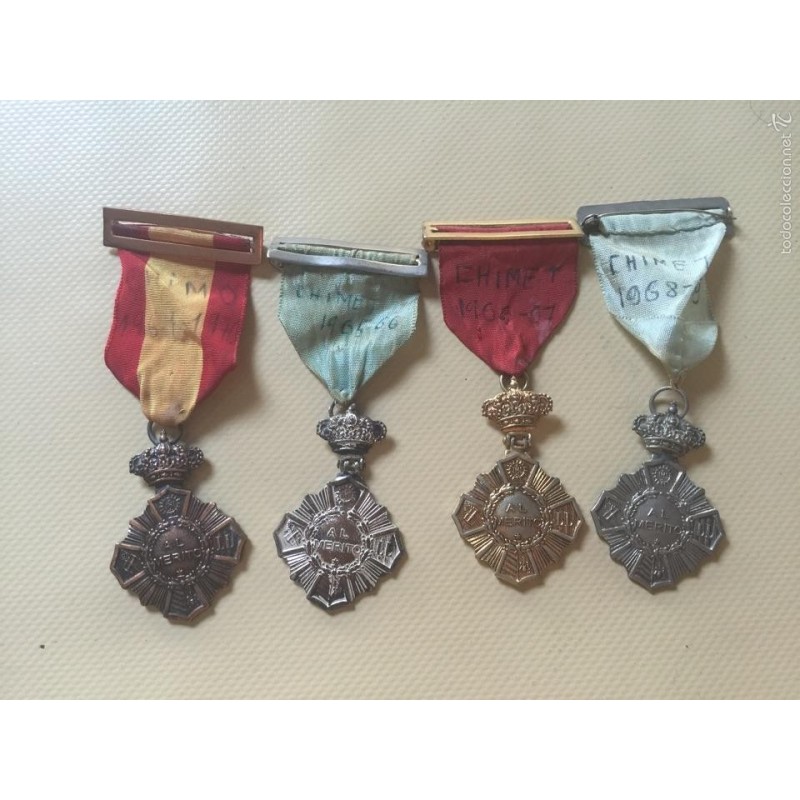 MEDALLAS AL MÉRITO JHS. 4 MEDALLAS DISTINTAS.