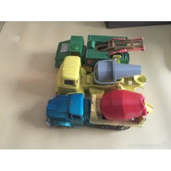 CAMIONES OBRA METÁLICOS MINIATURAS. GUSVAL , MATCHBOX Y JOAL. AÑOS 70.