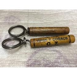 J. M. RIVERO JEREZ. VINOS Y COÑAZ. C. Z. SACACORCHOS DE PROPAGANDA. MUY ANTIGUOS.