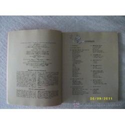 THE WORDL OF 0Z . 85 YEARS OZ OF MAGIC.AÑO 1985.