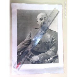 RETRATO OFICIAL DE FRANCO. HUECOGRABADO. ARTE. REGISTRADO EDICIONES ESPAÑOLAS S. A. - SEVILLA.