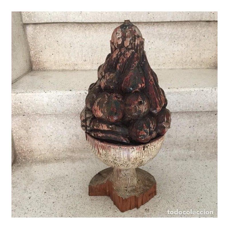 TALLA ARTESANAL HECHA A MANO FRUTERO .ANTIGUA MADERA.