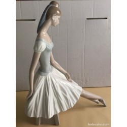 BAILARINA. LLADRO NAO.