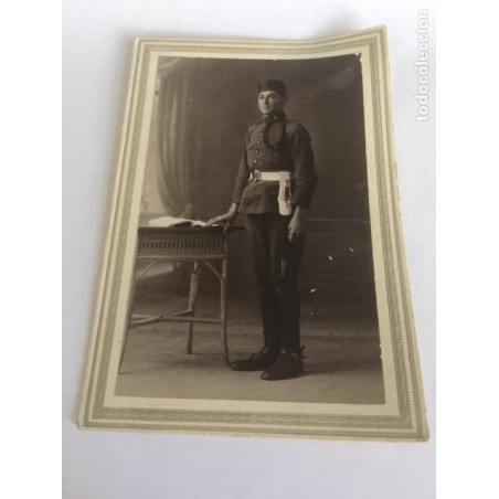 SOLDADO ESPAÑOL. FOTO TARJETA CARTON.