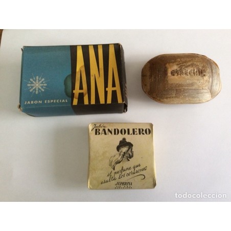 BANDOLERO-ANA. 2 PASTILLAS DE JABÓN ANTIGUAS.COLECCION.