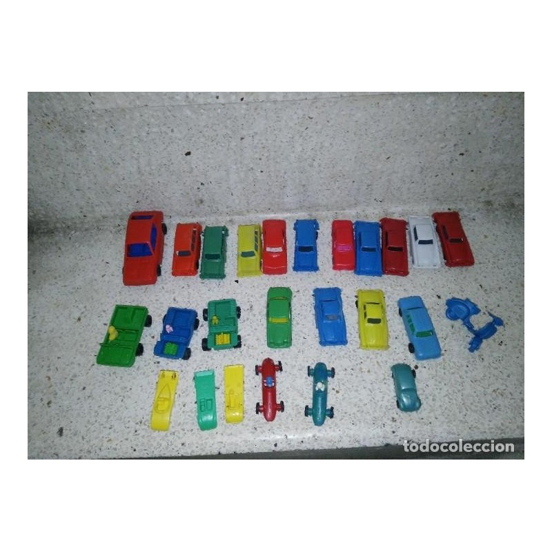 JUGUETES.25 COCHES PLASTICO. ORIGINALES.ANTIGUOS